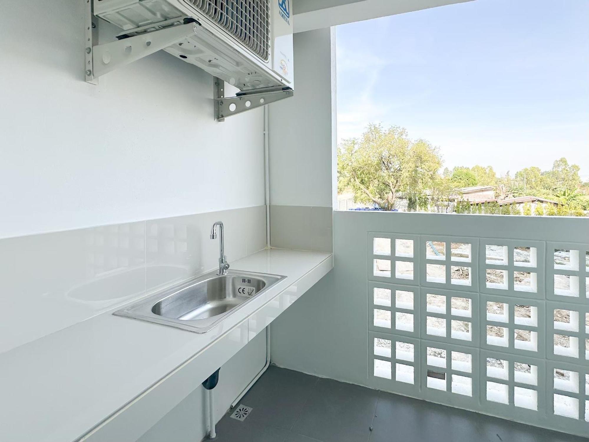 I24 Residence - Amata Phase 10 Phan Thong Bagian luar foto